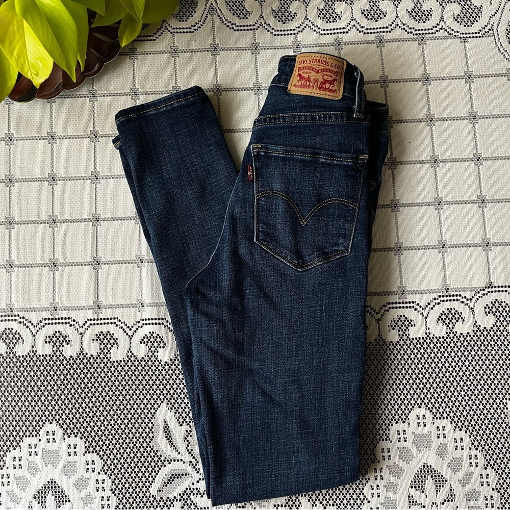 Levi's Women's Skinny Jeans - Dark Indigo Blue